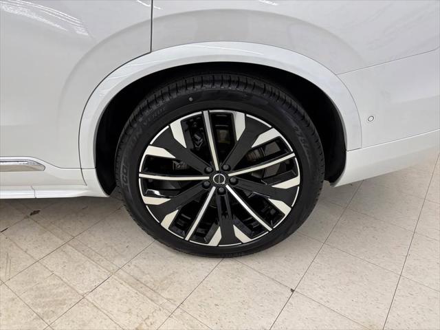 2026 Volvo XC90 Plug-In Hybrid Ultra, T8 AWD, Electric/Gasoline, Bright, 6 Seats