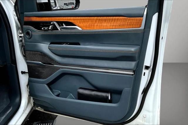 2022 Jeep Grand Wagoneer Series III 4x4