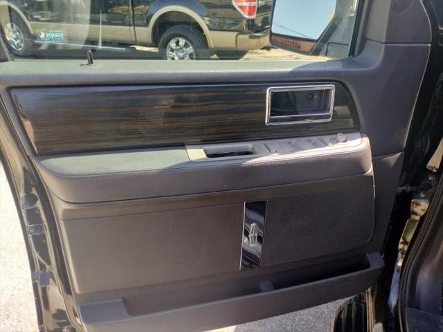 2008 Lincoln Navigator Base