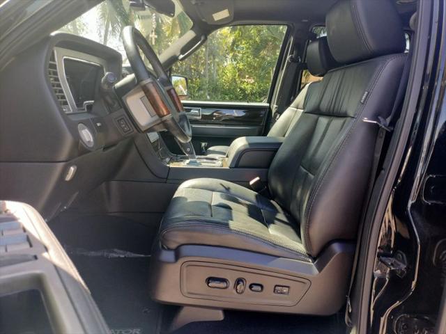 2008 Lincoln Navigator Base