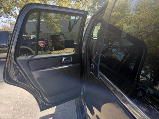 2008 Lincoln Navigator Base