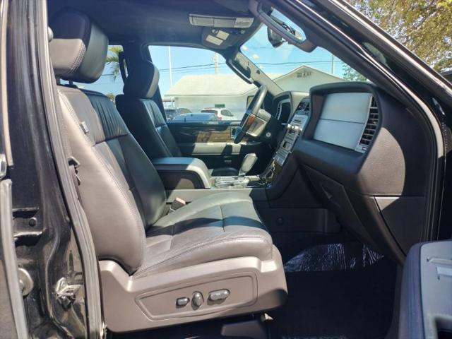 2008 Lincoln Navigator Base