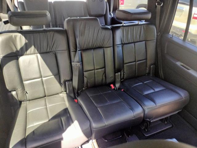 2008 Lincoln Navigator Base