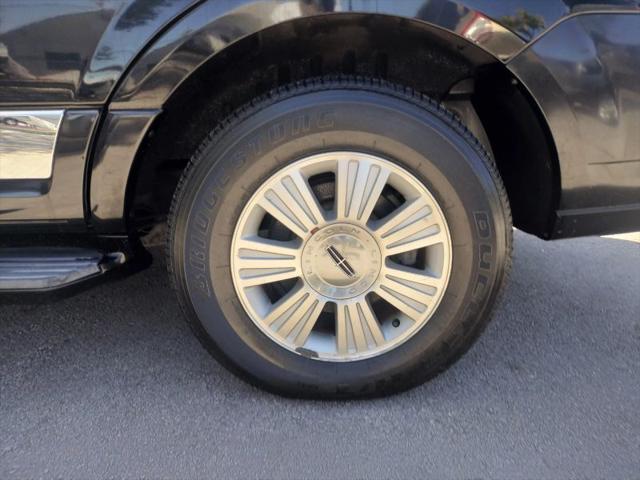 2008 Lincoln Navigator Base