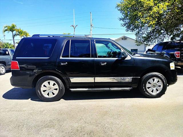 2008 Lincoln Navigator Base