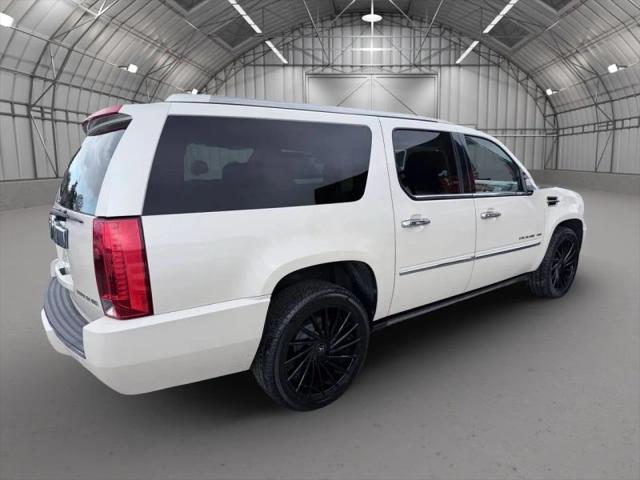 2013 Cadillac Escalade ESV Platinum Edition