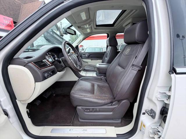 2013 Cadillac Escalade ESV Platinum Edition