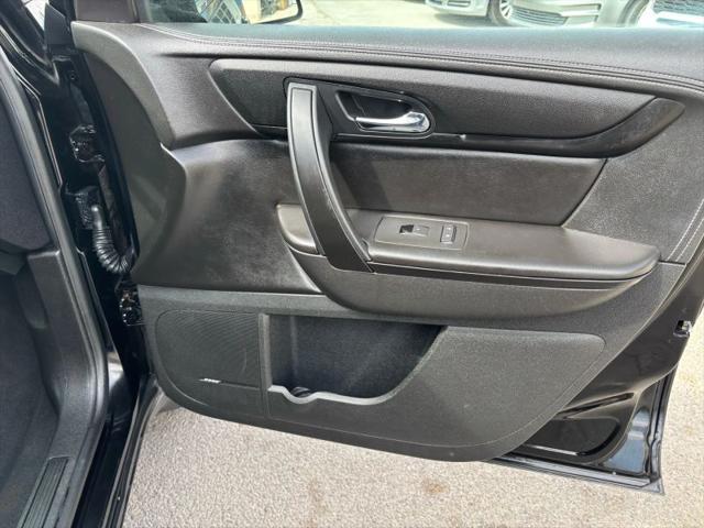 2017 Chevrolet Traverse 2LT