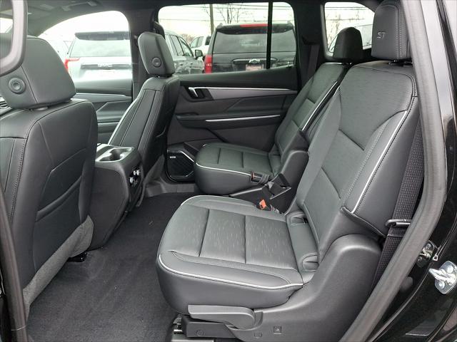 2026 GMC Acadia Elevation AWD