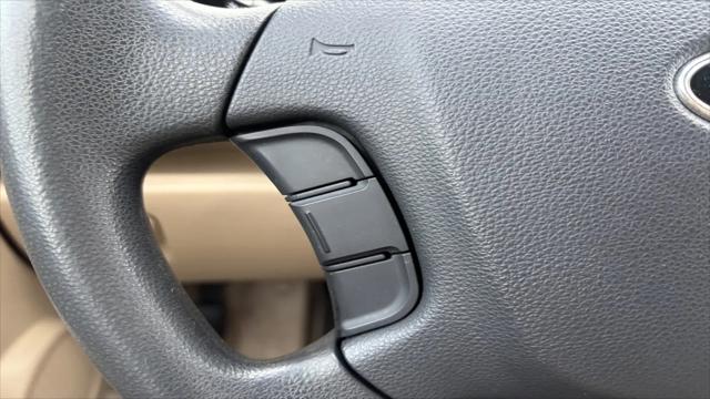 2007 Kia Rondo LX V6