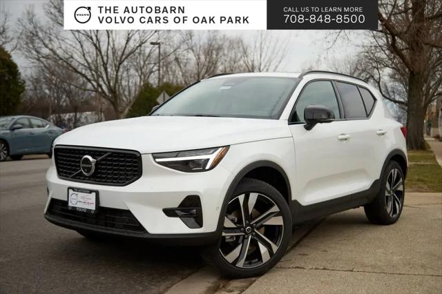 2026 Volvo XC40 Plus, B5 AWD Gas (mild hybrid), Dark for sale in Oak Park, IL