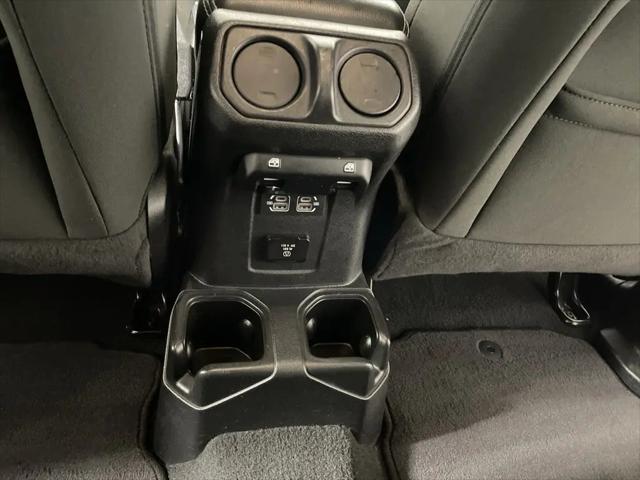 2023 Jeep Wrangler 4-Door Sahara 4x4