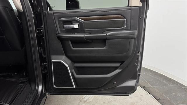 2024 Ram 3500 Laramie Crew Cab 4x4 8' Box