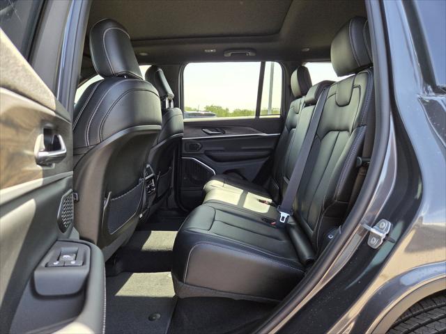 2026 Jeep Grand Cherokee Limited 4x2