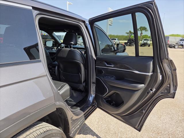 2026 Jeep Grand Cherokee Limited 4x2