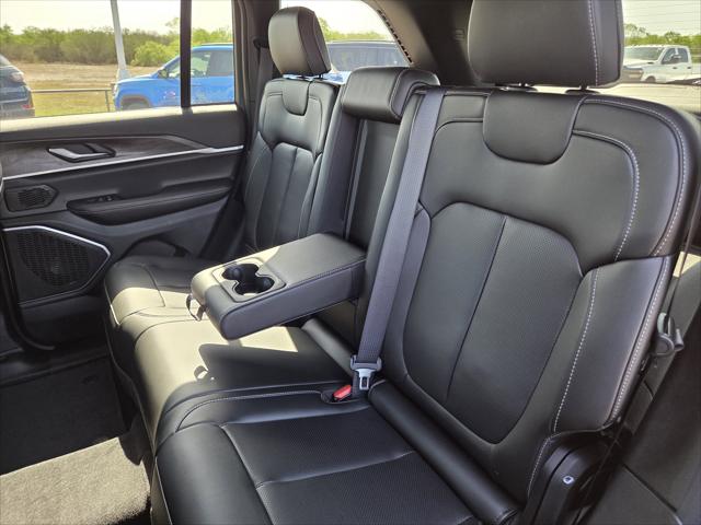2026 Jeep Grand Cherokee Limited 4x2