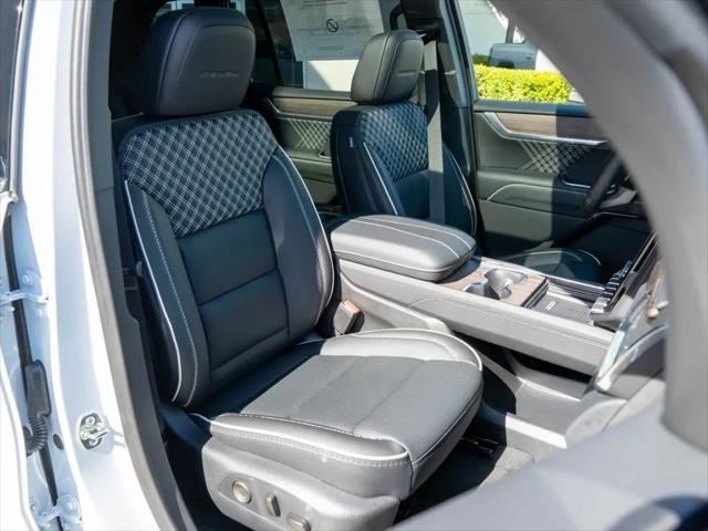 2026 GMC Acadia Denali AWD
