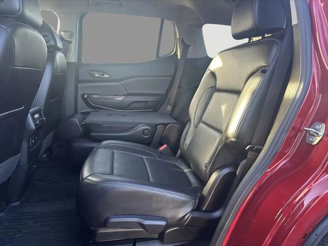 2022 GMC Acadia SLT