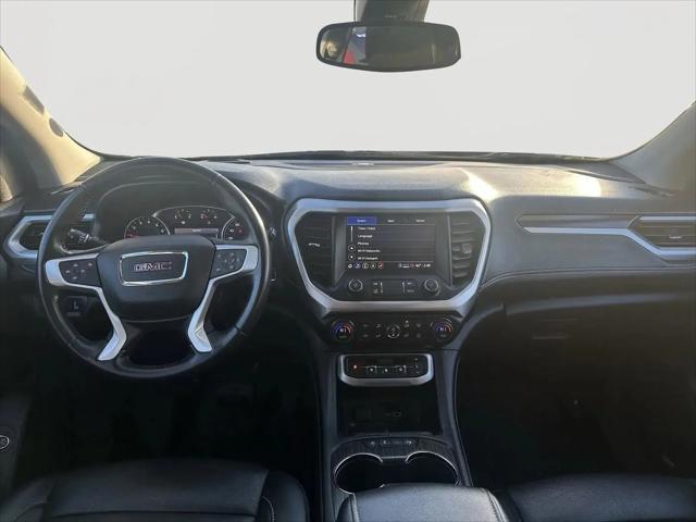 2022 GMC Acadia SLT