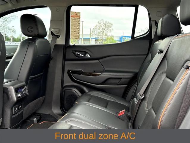 2023 GMC Acadia AWD AT4
