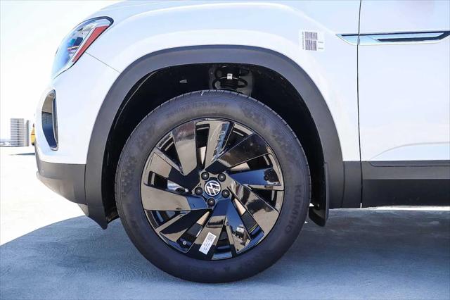 2026 Volkswagen Atlas Cross Sport SE with Technology