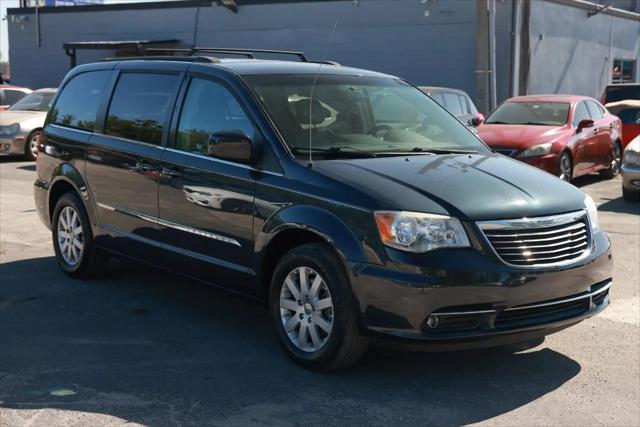 2014 Chrysler Town & Country Touring