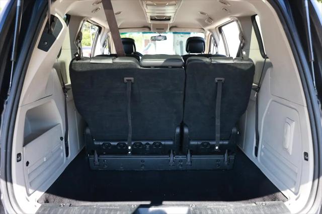 2014 Chrysler Town & Country Touring