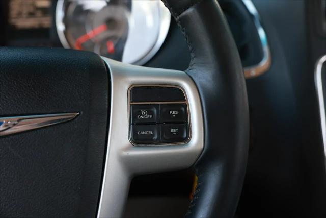2014 Chrysler Town & Country Touring