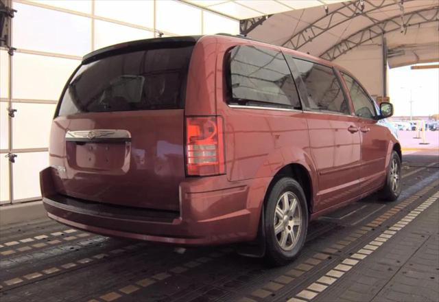 2008 Chrysler Town & Country Touring