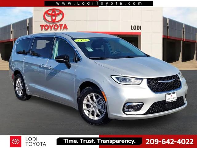 2024 Chrysler Pacifica Touring L for sale in Lodi, CA