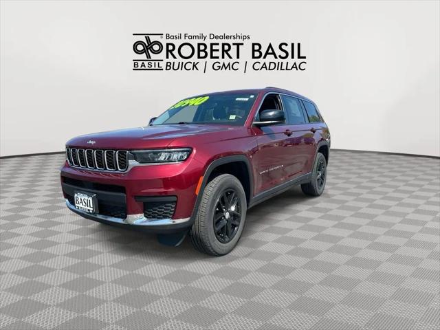 2023 Jeep Grand Cherokee L Laredo 4x4