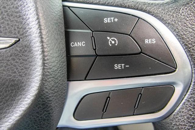 2020 Chrysler Voyager LX