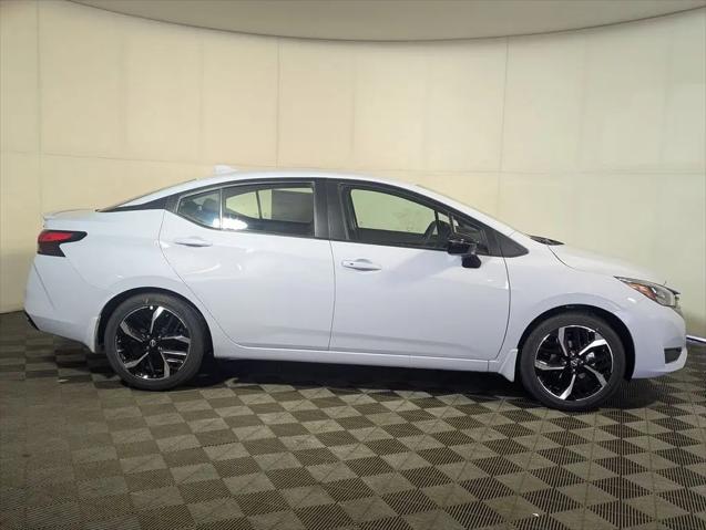 2025 Nissan Versa 1.6 SR