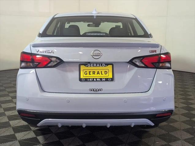 2025 Nissan Versa 1.6 SR