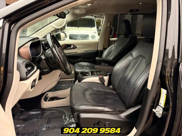 2019 Chrysler Pacifica Touring L
