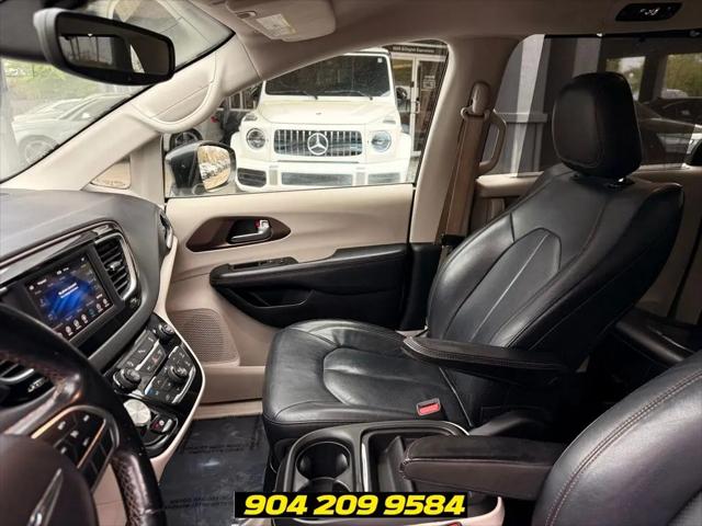 2019 Chrysler Pacifica Touring L