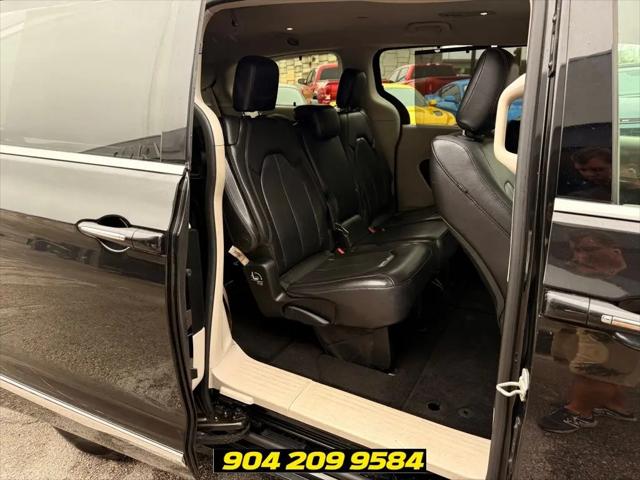 2019 Chrysler Pacifica Touring L