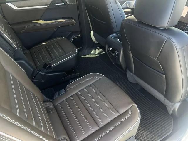 2026 GMC Acadia Denali Ultimate AWD