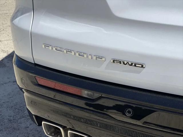 2026 GMC Acadia Denali Ultimate AWD