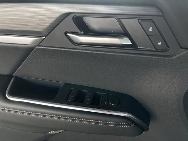 2026 GMC Acadia Elevation FWD