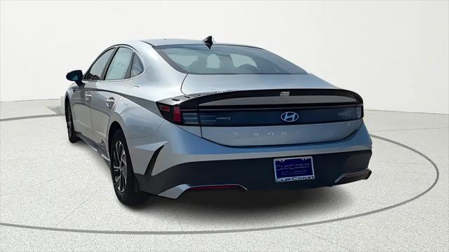 2026 Hyundai Sonata Hybrid Blue