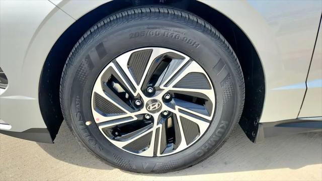 2026 Hyundai Sonata Hybrid Blue