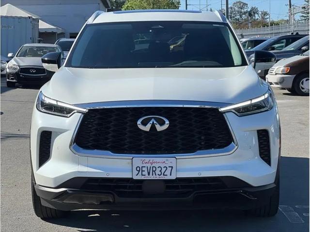 2023 INFINITI QX60 LUXE AWD