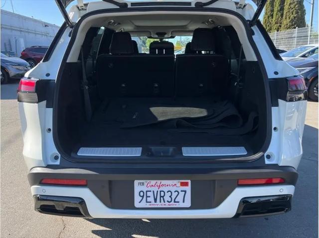 2023 INFINITI QX60 LUXE AWD