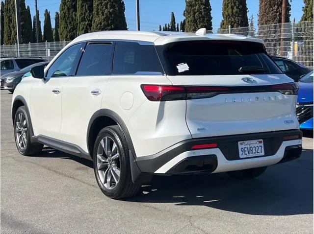 2023 INFINITI QX60 LUXE AWD