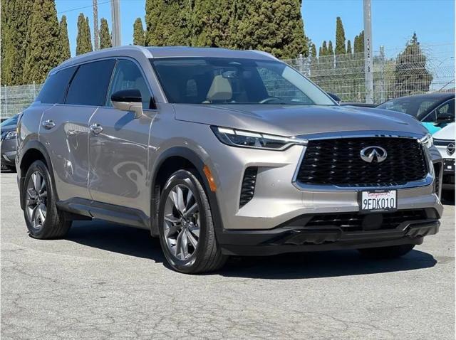 2023 INFINITI QX60 LUXE AWD