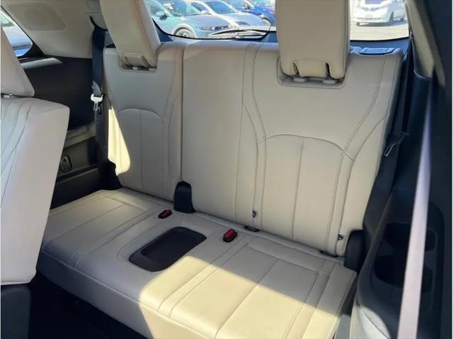 2023 INFINITI QX60 LUXE AWD