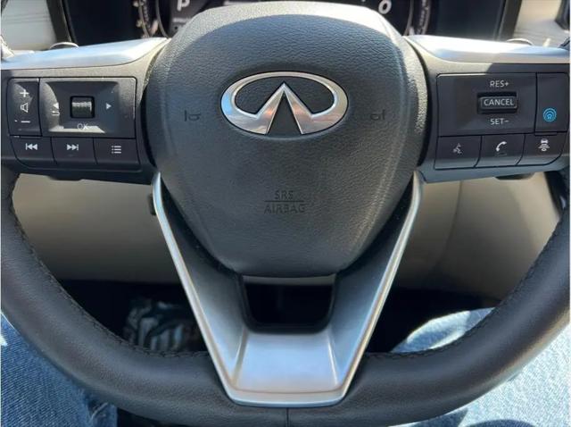 2023 INFINITI QX60 LUXE AWD
