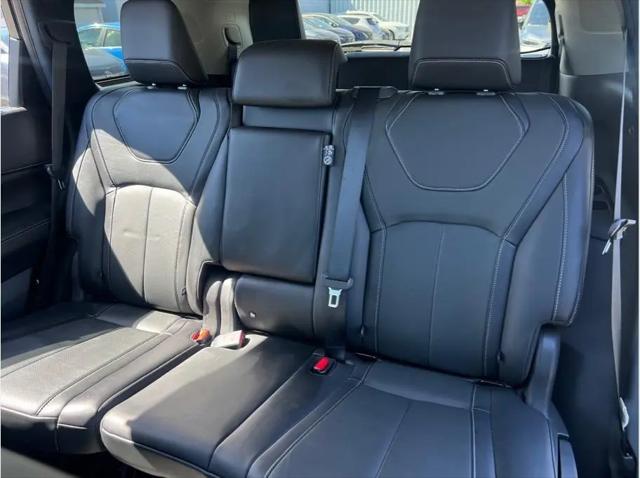 2023 INFINITI QX60 LUXE AWD