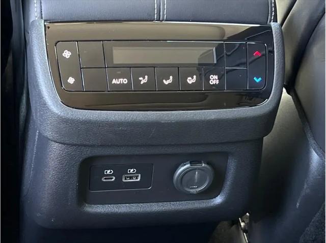 2023 INFINITI QX60 LUXE AWD